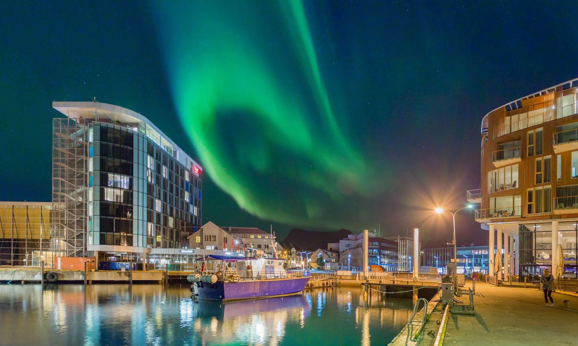 Thon Hotel Lofoten Svolvaer Exterior photo